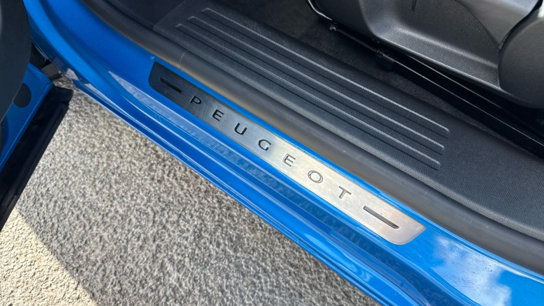 Peugeot 2008 100kW GT 50kWh 5dr Auto Electric Estate